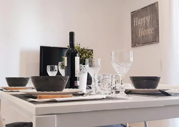 Royal Apartament-200M From Beach- Wifi
